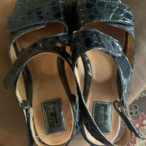 Clark’s Black patent sandals